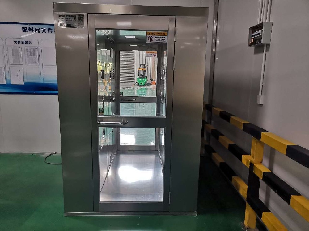 食品加工企業(yè)專用上海風(fēng)淋室哪個(gè)品牌好？