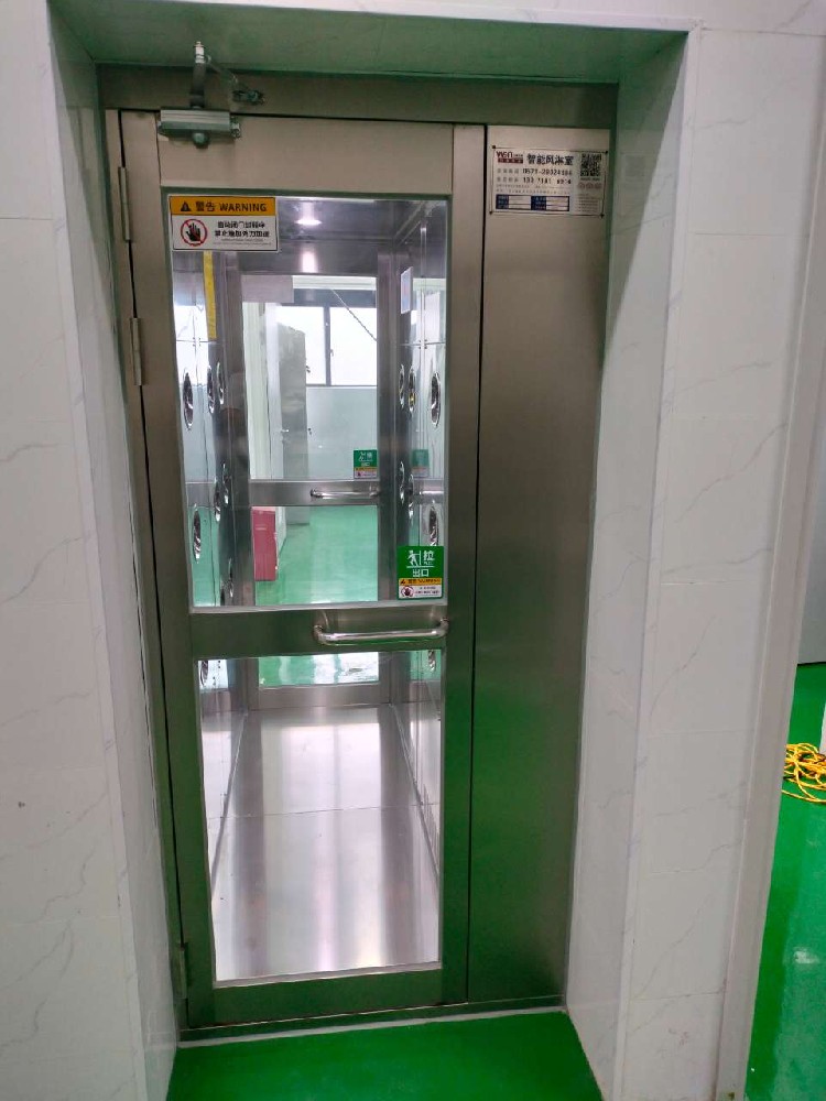 上海問多機(jī)械有限公司風(fēng)淋房安裝